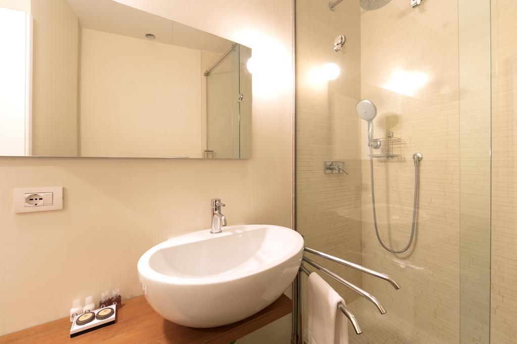 Milhouse Suites Sant'Ambrogio Milano Ngoại thất bức ảnh